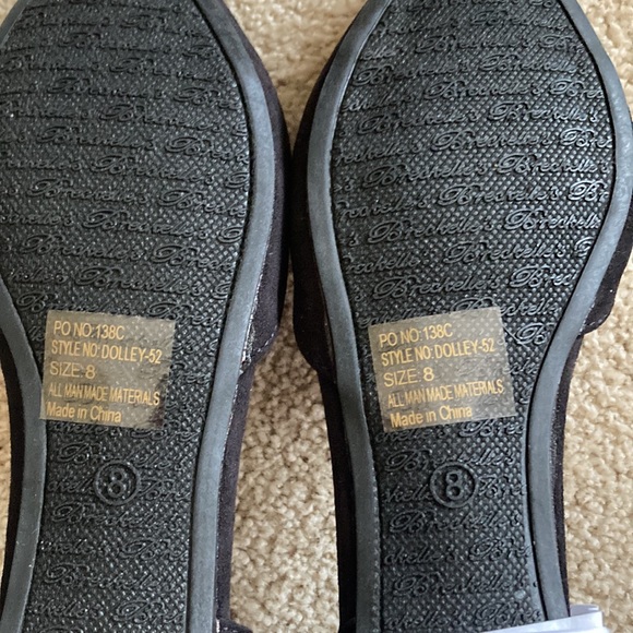 Breckelles Dollie 52 black faux Suede Pointed Toe Flats size 8 Brand new - Picture 3 of 5